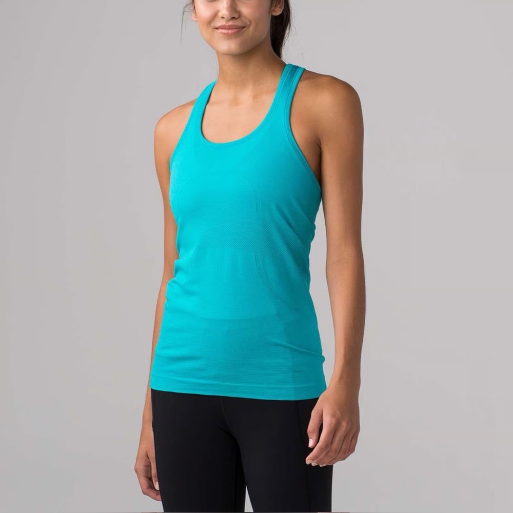 Lululemon Size 4 Racerback Blue Tank Top Built In Bra